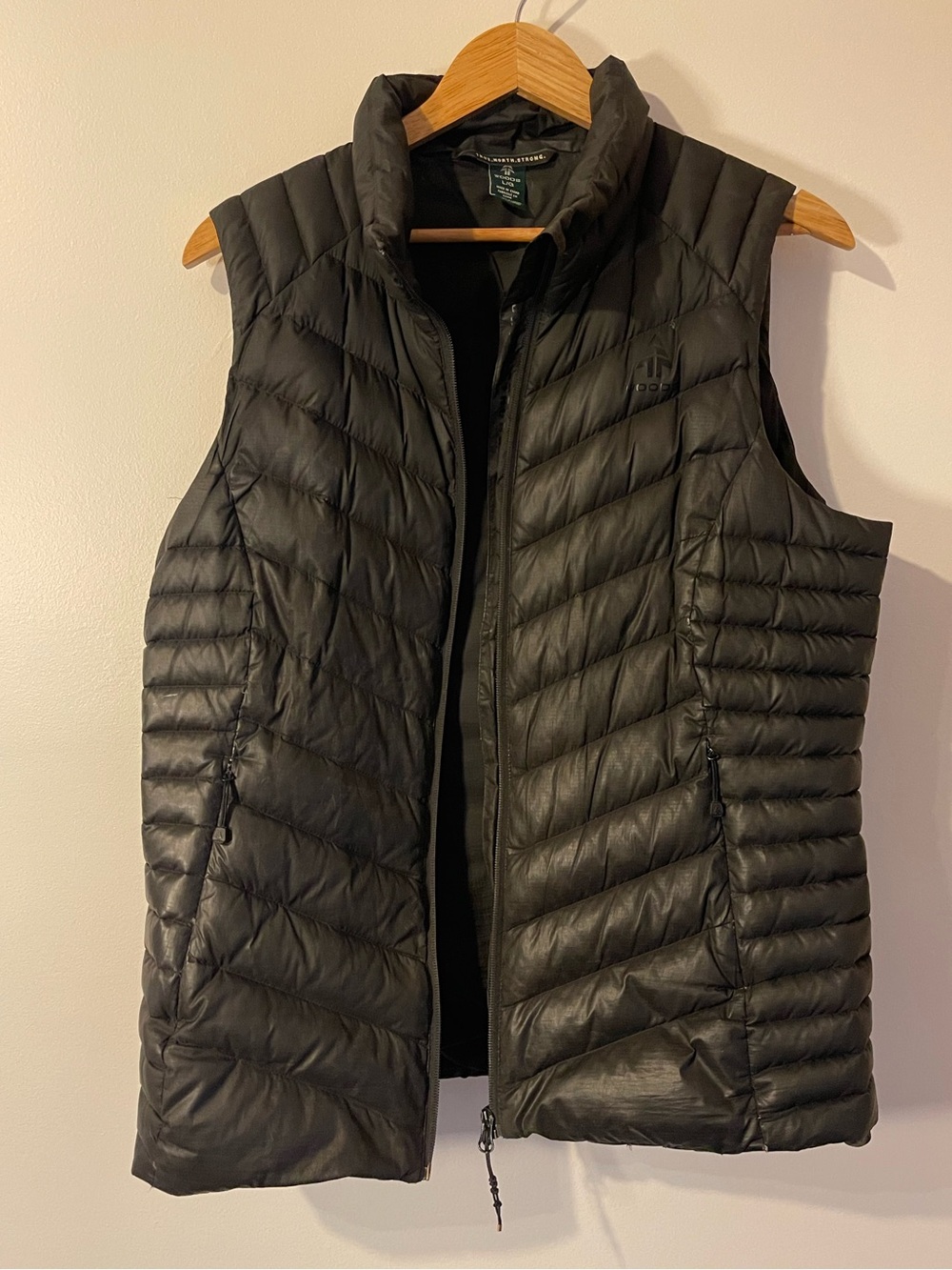 Woods Bennington Down Puffer Vest Black Womens Size L Fair Condition